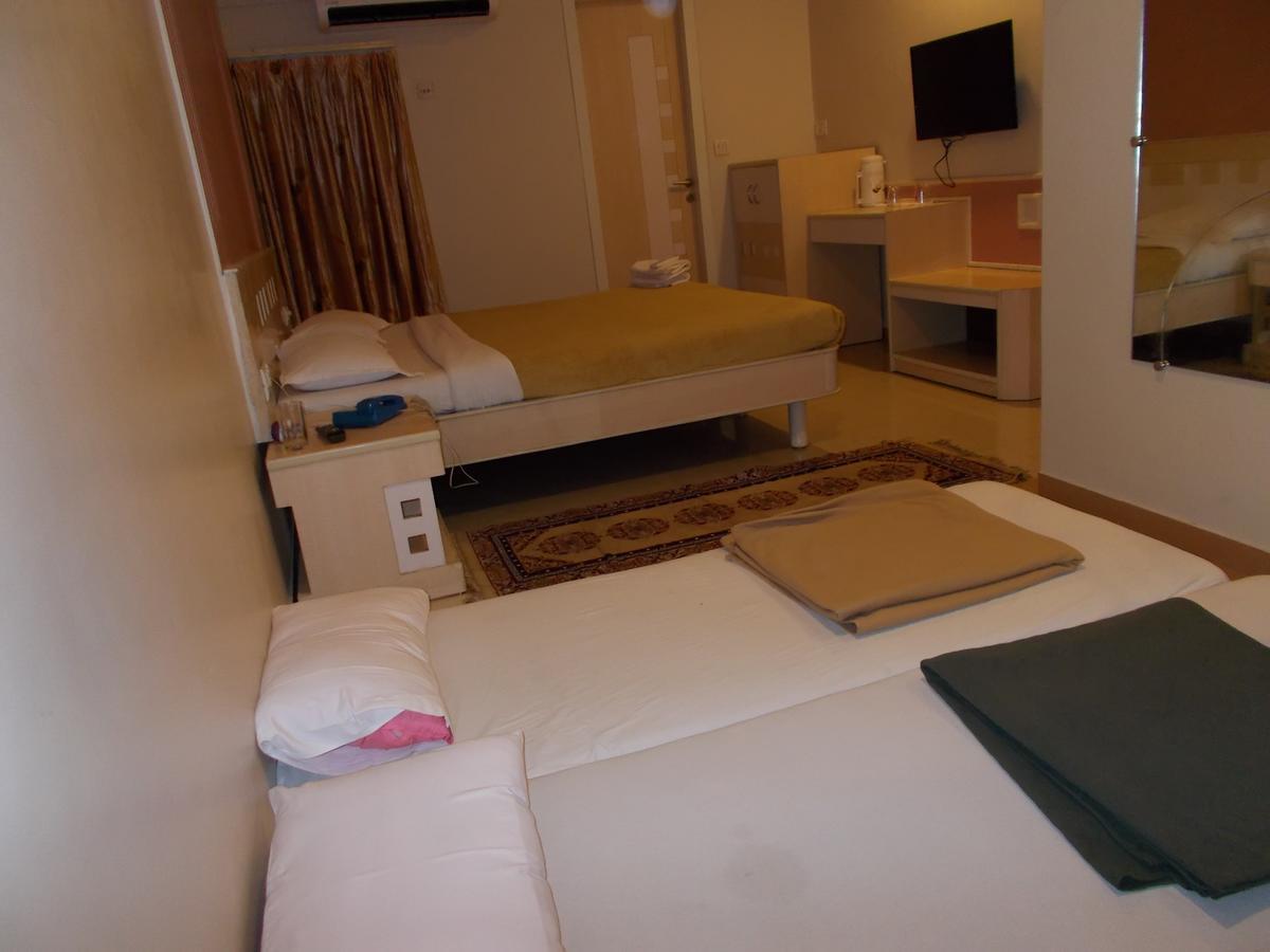 Sandy Resort Daman Luaran gambar