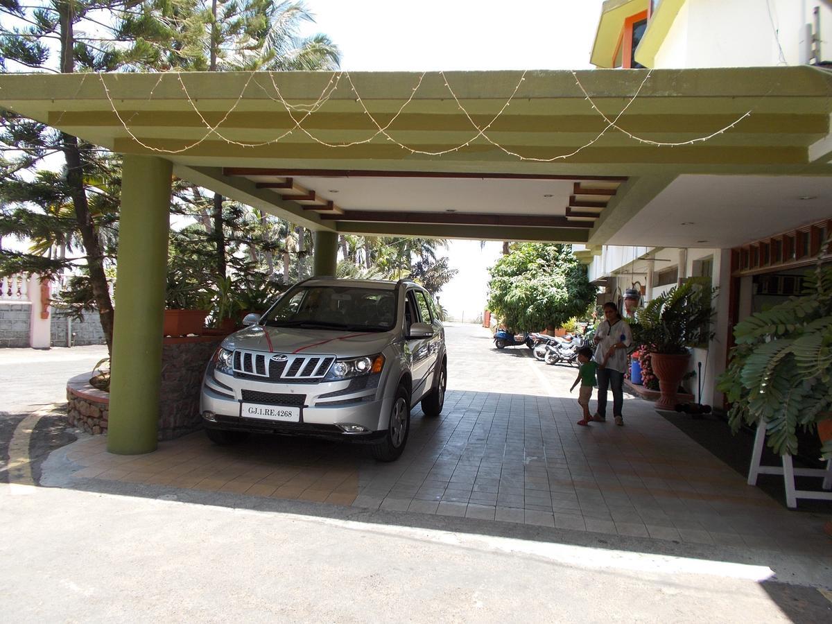 Sandy Resort Daman Luaran gambar