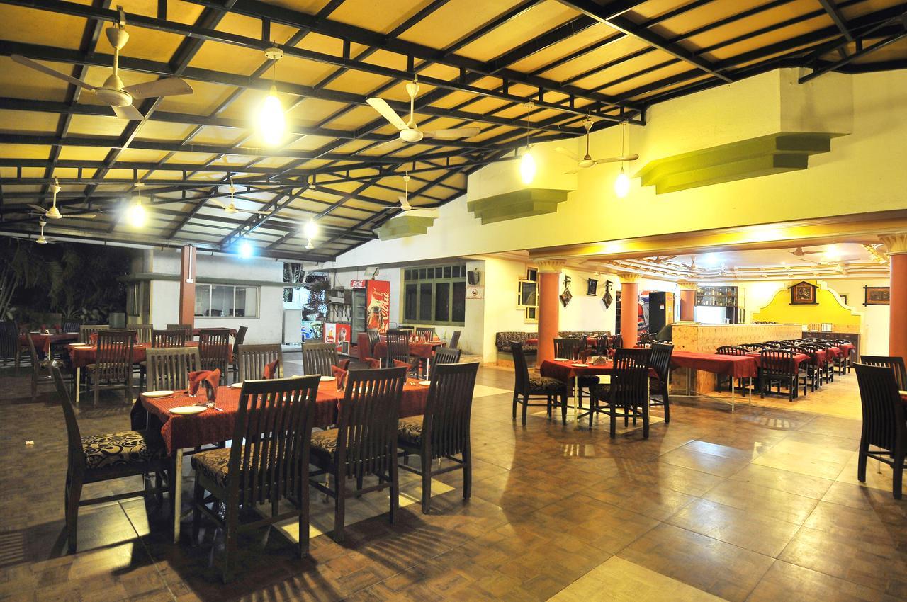 Sandy Resort Daman Luaran gambar